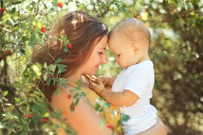 Outdoor family photography session in Warwickshire